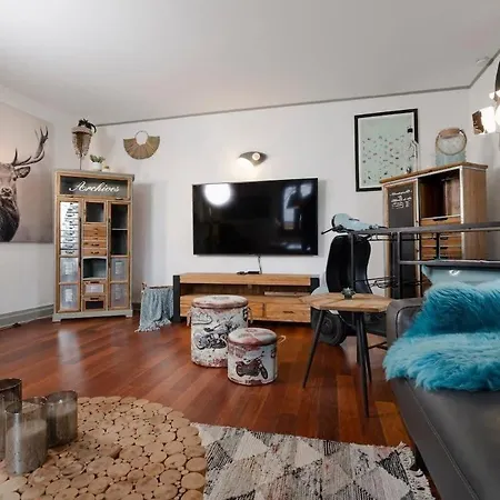 Penthouse 130m Hyper Centre - Parking - Jacuzzi