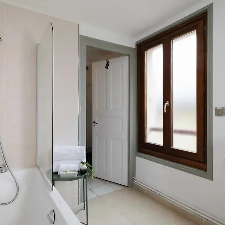 Penthouse 130m Hyper Centre - Parking - Jacuzzi Apartman Chamonix