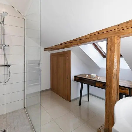 Penthouse 130m Hyper Centre - Parking - Jacuzzi Apartamento